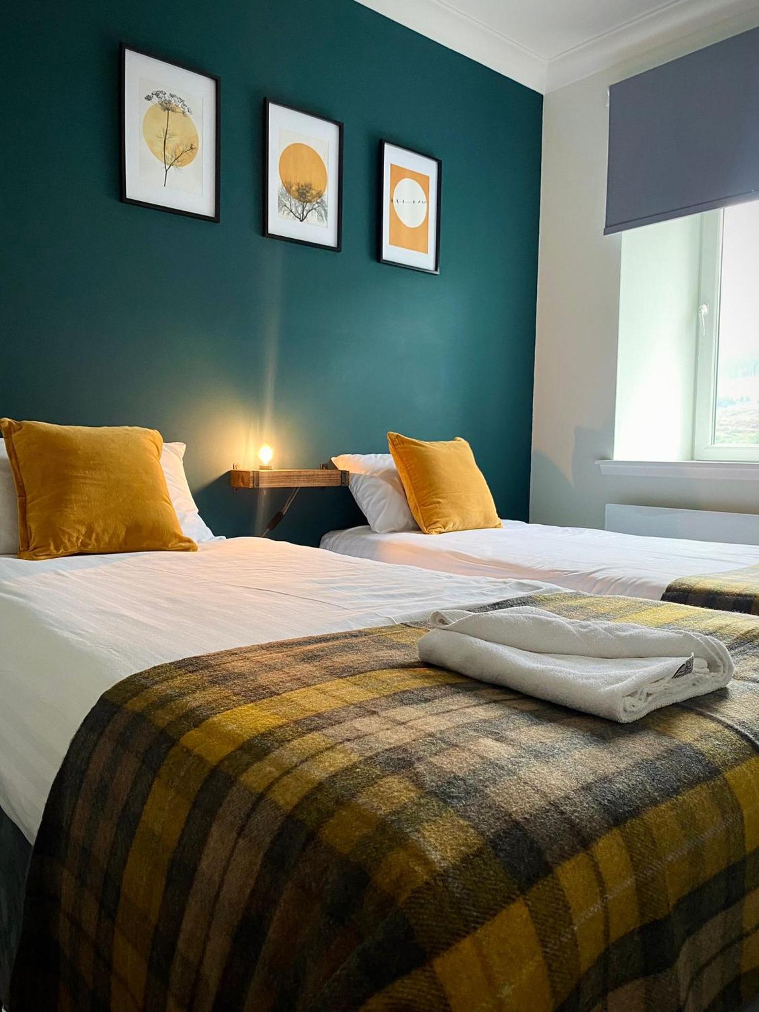 Lochside Guest House Arrochar Buitenkant foto