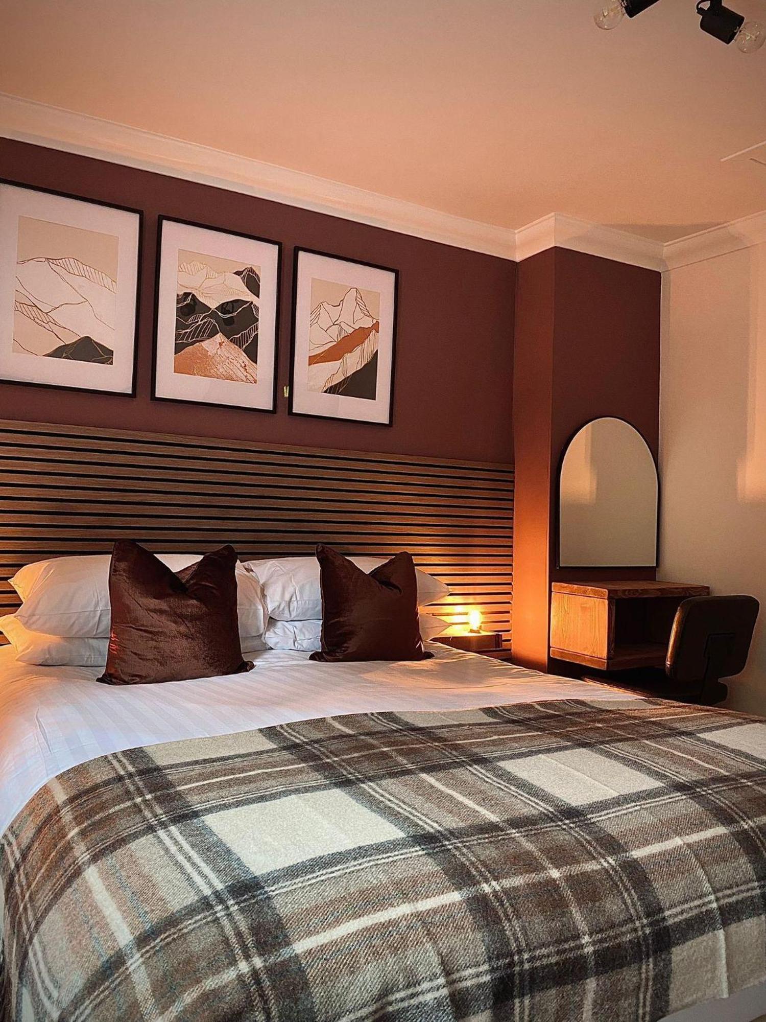 Lochside Guest House Arrochar Buitenkant foto